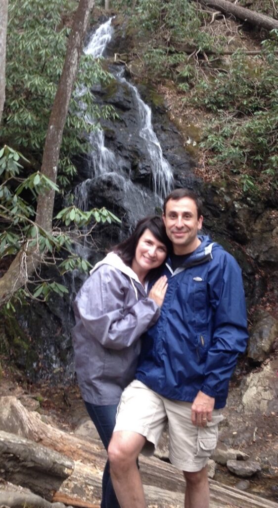 Julie Fillinger and Eric Fillinger hiking