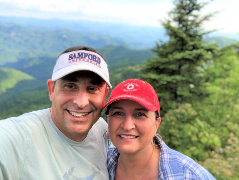 Eric Fillinger and Julie Fillinger hiking